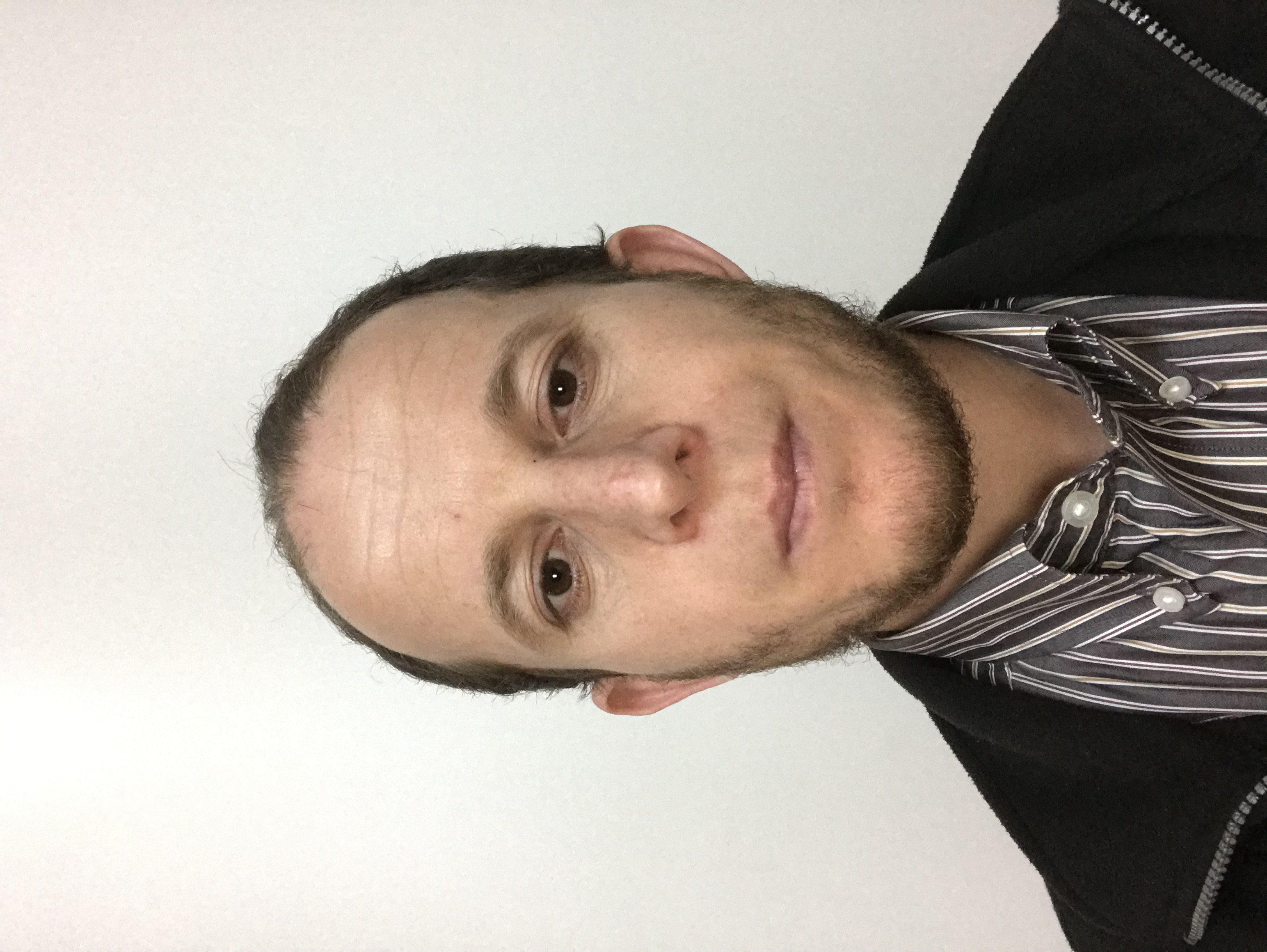 أكرم محمد حسين الرجوبي